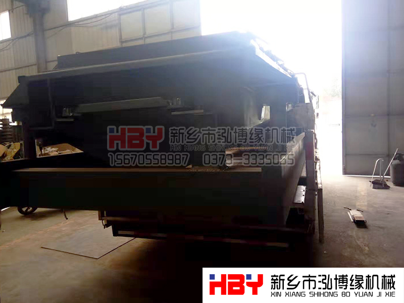 山西大同活性炭平面回轉篩準備發(fā)貨中